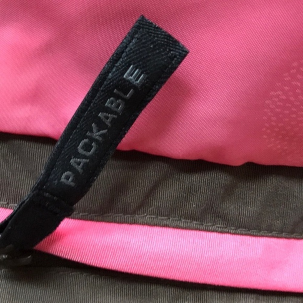 Colombia Waterproof Packable Jacket. Euc - image 8